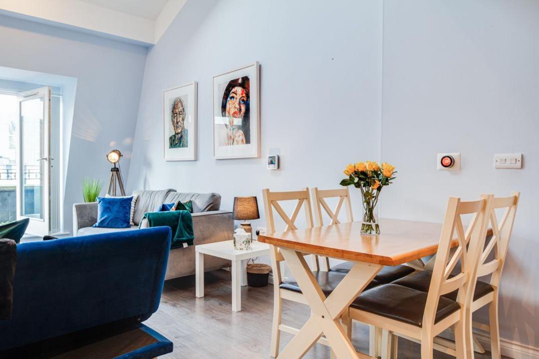 City Centre Top Floor Apartment In Belfast City Centre Eksteriør billede